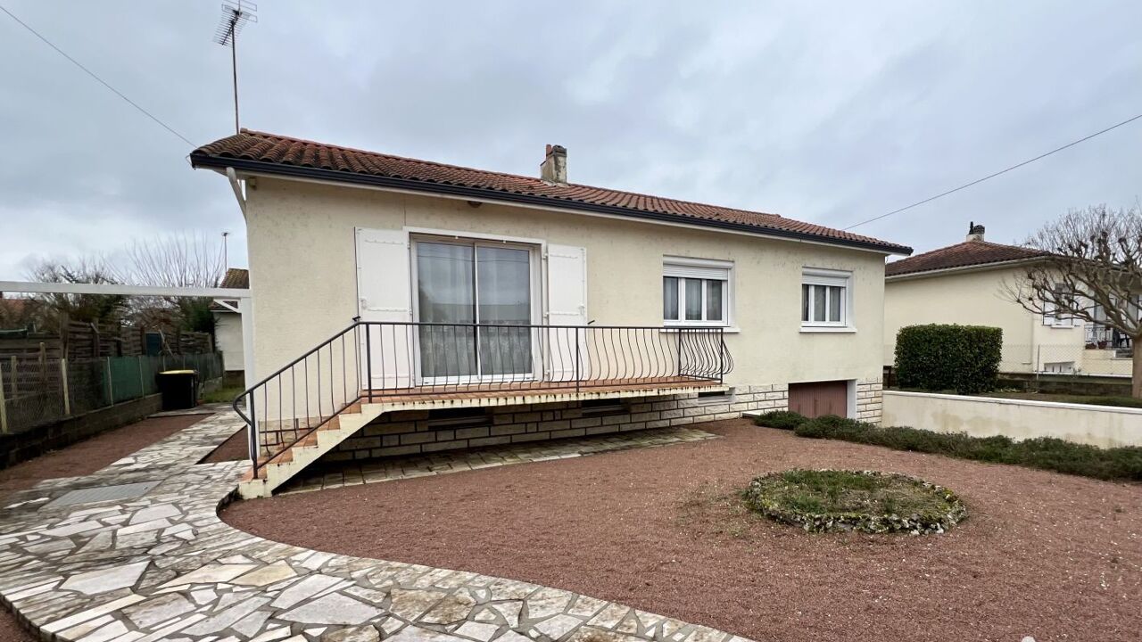 maison 4 pièces 100 m2 à vendre à Saint-Yrieix-sur-Charente (16710)
