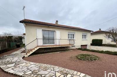vente maison 193 000 € à proximité de Saint-Amant-de-Boixe (16330)