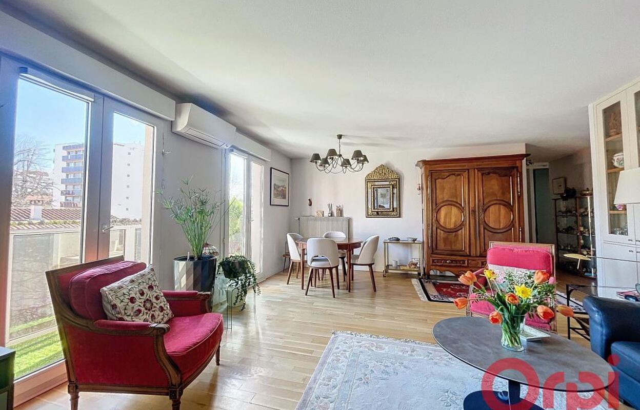 appartement 5 pièces 117 m2 à vendre à Lyon 3 (69003)