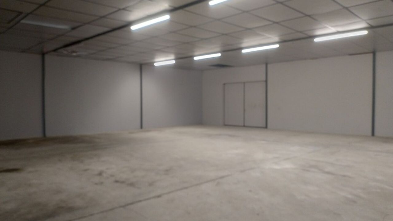 bureau 3 pièces 345 m2 à louer à Montmélian (73800)