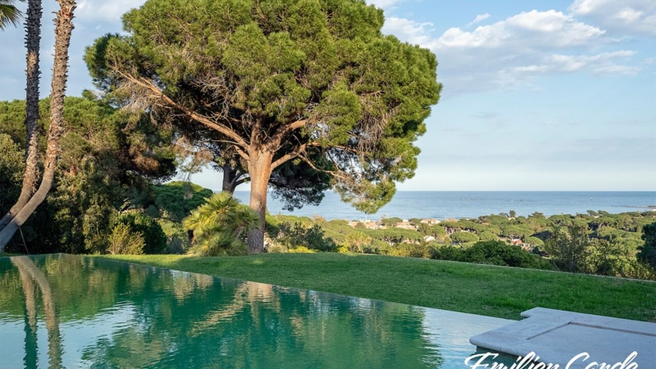 maison 6 pièces 167 m2 à vendre à Sainte-Maxime (83120)