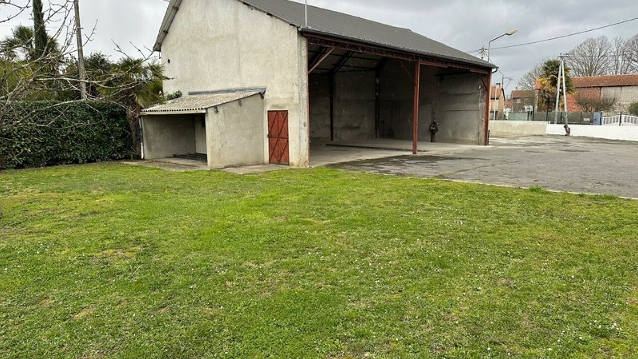 commerce 1 pièces 150 m2 à vendre à Bazet (65460)