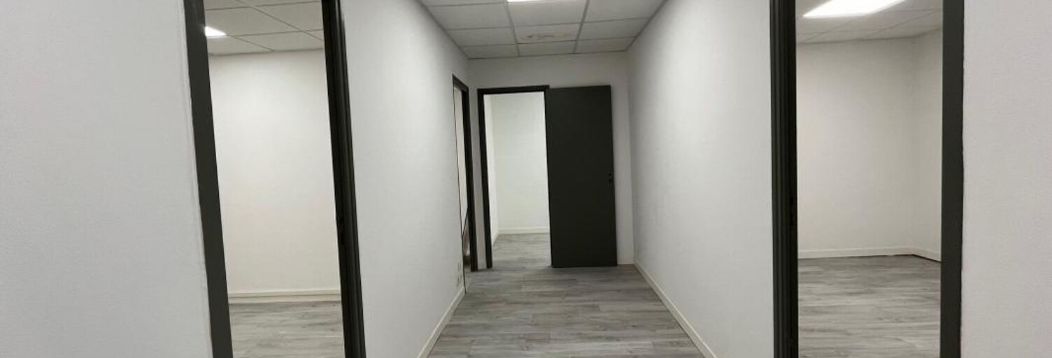 Bureau   m² à louer à Le Robert (97231)