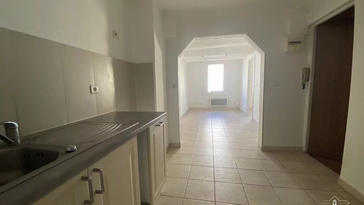 appartement 2 pièces 30 m2 à vendre à Auriol (13390)