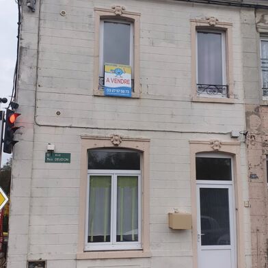 Maison 5 pièces 76300 €