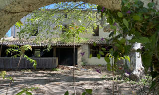 Maison 12 Pièces 427 m² à vendre à Bollène (84500)