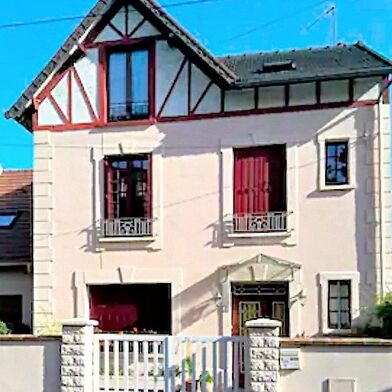 Maison 7 pièces 159 m²