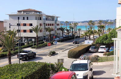 location de vacances appartement 850 € / mois à proximité de Toulon (83200)