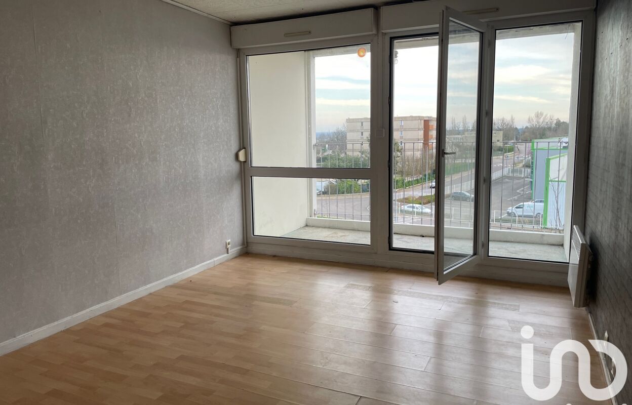 appartement 3 pièces 63 m2 à vendre à Saint-Florentin (89600)