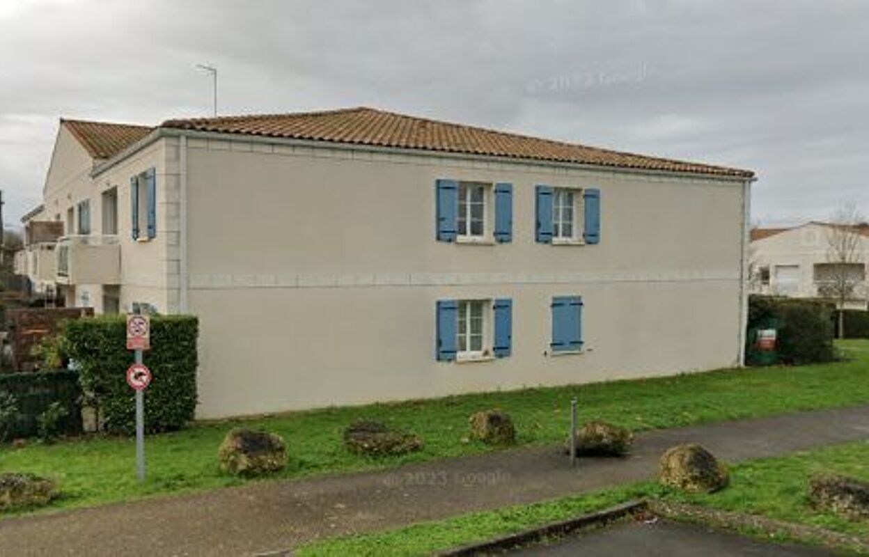 immeuble  pièces 30 m2 à vendre à Tonnay-Charente (17430)