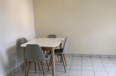 location appartement 870 € CC /mois à proximité de Pontarmé (60520)
