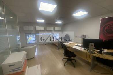 Local industriel  2600 €