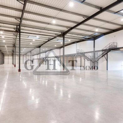 Local industriel 3787 m²