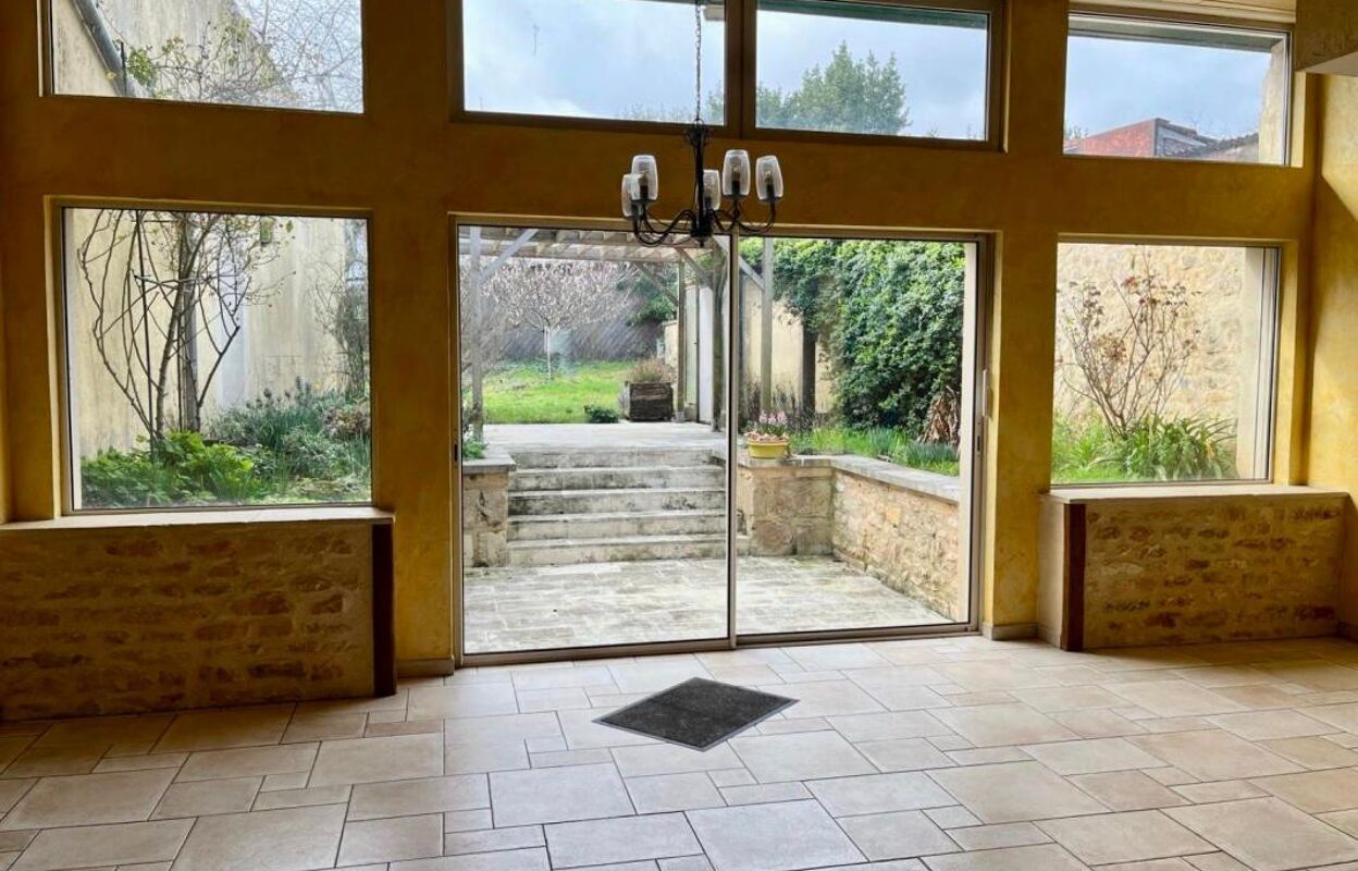 maison 5 pièces 227 m2 à vendre à Poitiers (86000)