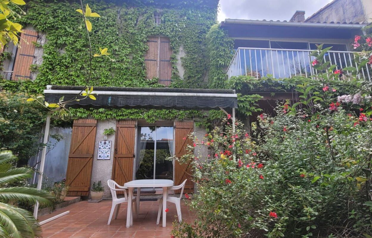 maison 8 pièces 240 m2 à vendre à Lézignan-Corbières (11200)