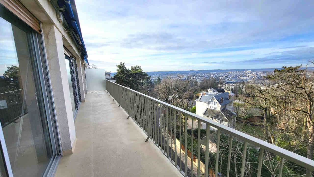 appartement 5 pièces 105 m2 à vendre à Versailles (78000)