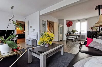 vente maison 434 000 € à proximité de Saint-Laurent-d'Arce (33240)