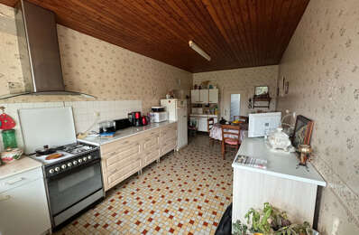 vente maison 86 000 € à proximité de Saint-Sulpice-en-Pareds (85410)