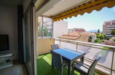 location appartement 1 650 € CC /mois à proximité de Callas (83830)