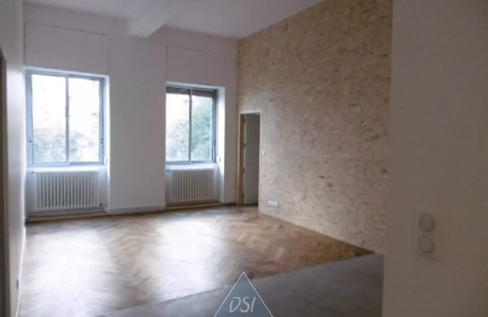 A LOUER, PENTE CROIX ROUSSE T3 76 m² — photo 2