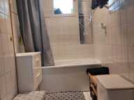 MEYZIEU - Appartement de Type T3 / 4 de 71 m² avec balcon — photo 4
