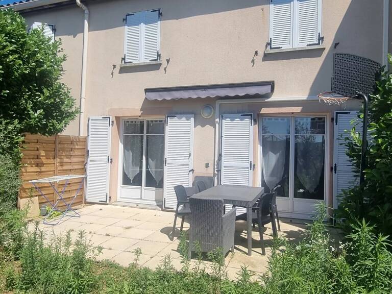 MEYZIEU GARE. Maison T4 95 m² - 100 m² terrain — photo 1