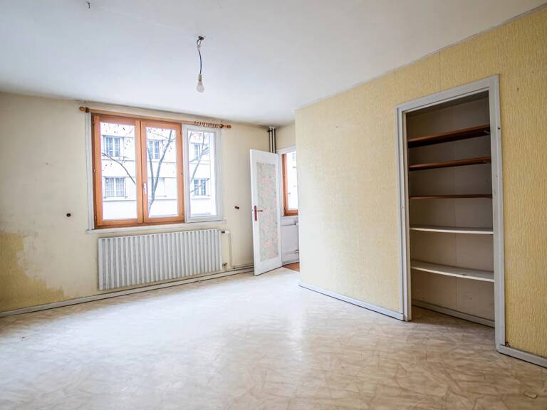 VILLEURBANNE - LIMITE LYON 3 - FERRANDIERE - T3 55m² - BALCON 6m² - CAVE — photo 1