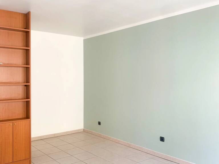 VILLEURBANNE CHARMETTES / BELLECOMBE - T1 bis de 31m² avec balcon — photo 1