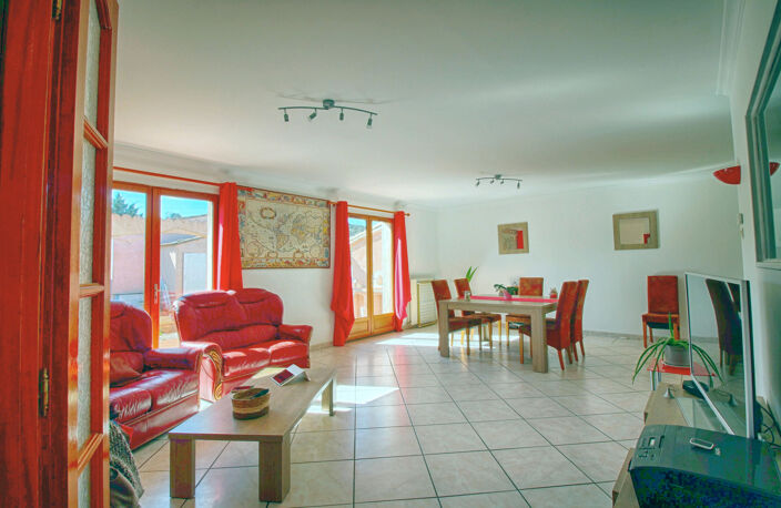 DPE A  Exceptionnel !!  Spacieuse Villa 8 pieces jardin pisc — photo 2