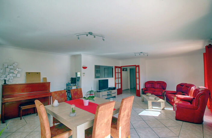 DPE A  Exceptionnel !!  Spacieuse Villa 8 pieces jardin pisc — photo 3