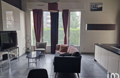 location appartement 1 150 € CC /mois à proximité de Orléans (45000)