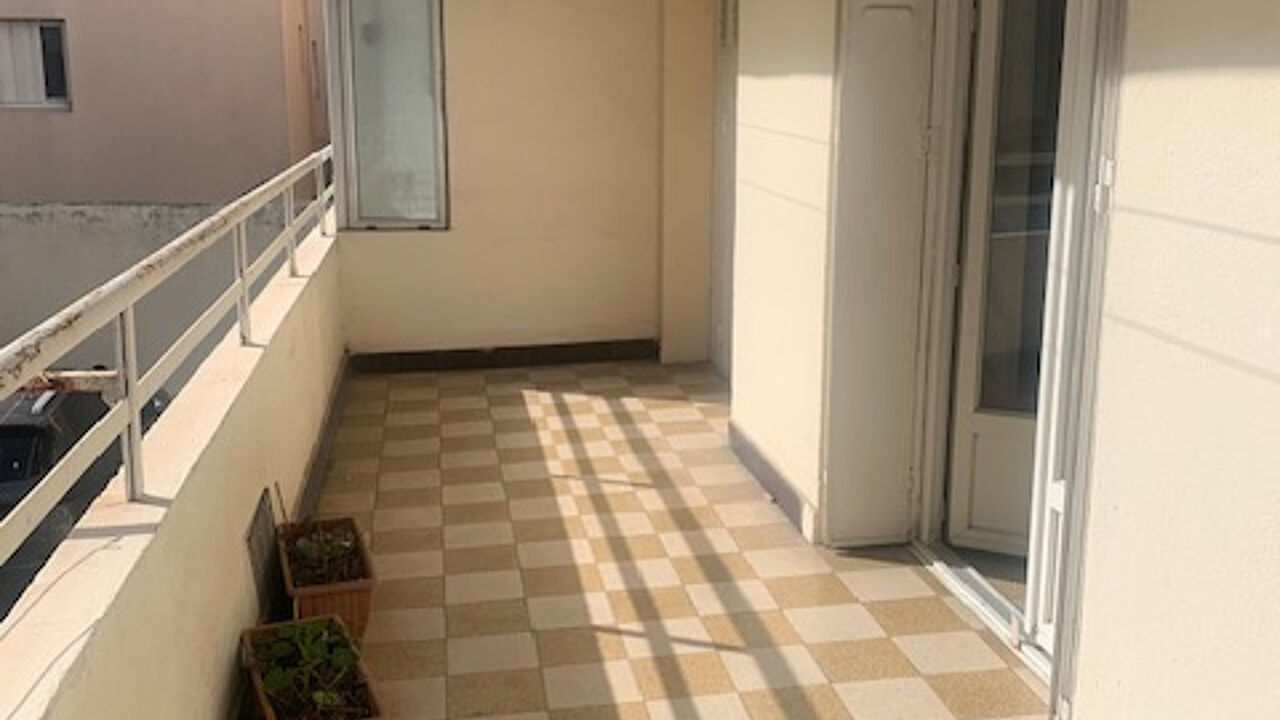 appartement 3 pièces 64 m2 à vendre à Toulon (83100)