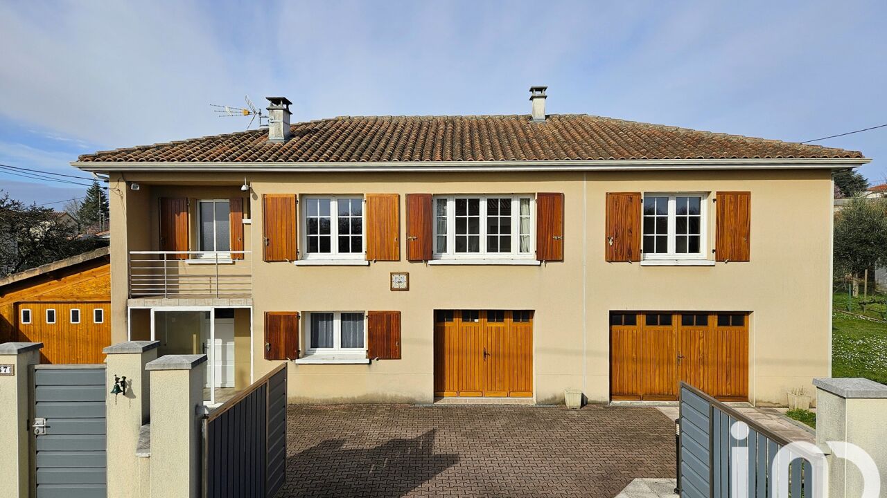 maison 6 pièces 135 m2 à vendre à Gond-Pontouvre (16160)