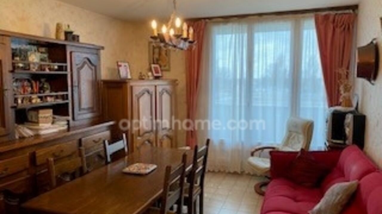 appartement 4 pièces 61 m2 à vendre à Fleury-les-Aubrais (45400)