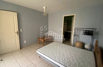 location appartement 300 € CC /mois à proximité de Saint-Martin (65360)