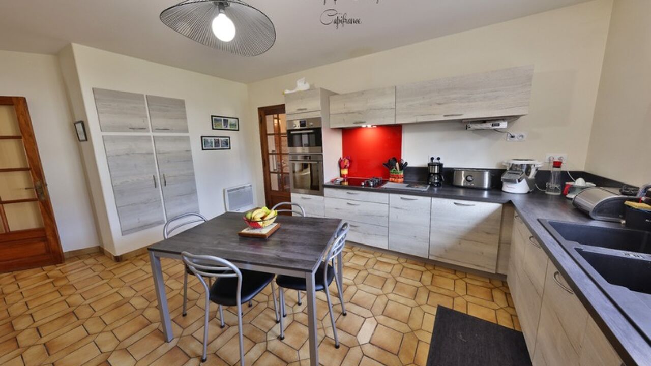maison 6 pièces 140 m2 à vendre à Saint-Germain-du-Bois (71330)