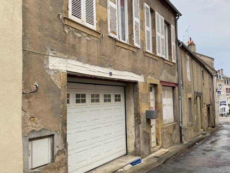 Maison de caractère à DECIZE — photo 1