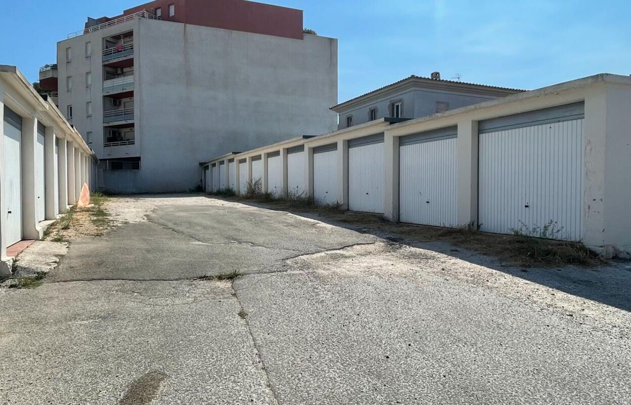 commerce  pièces 16 m2 à vendre à La Seyne-sur-Mer (83500)