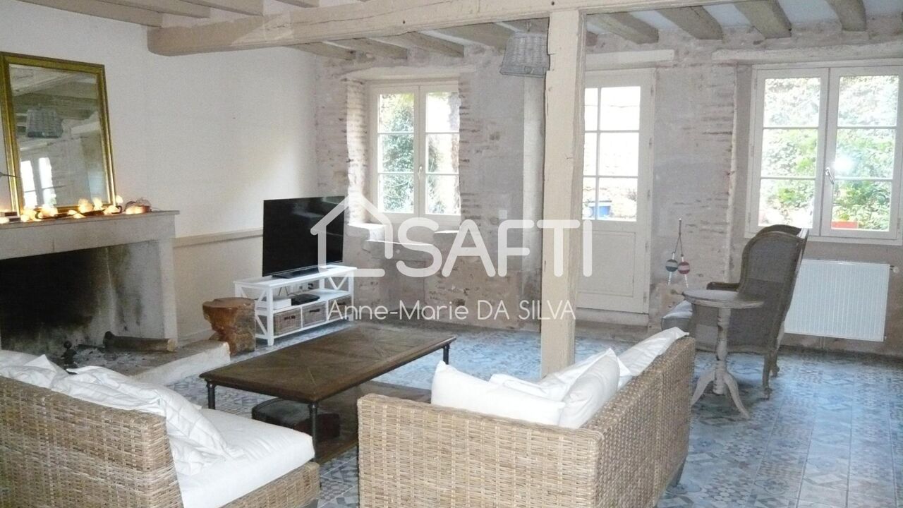 maison 6 pièces 220 m2 à vendre à Montmorillon (86500)