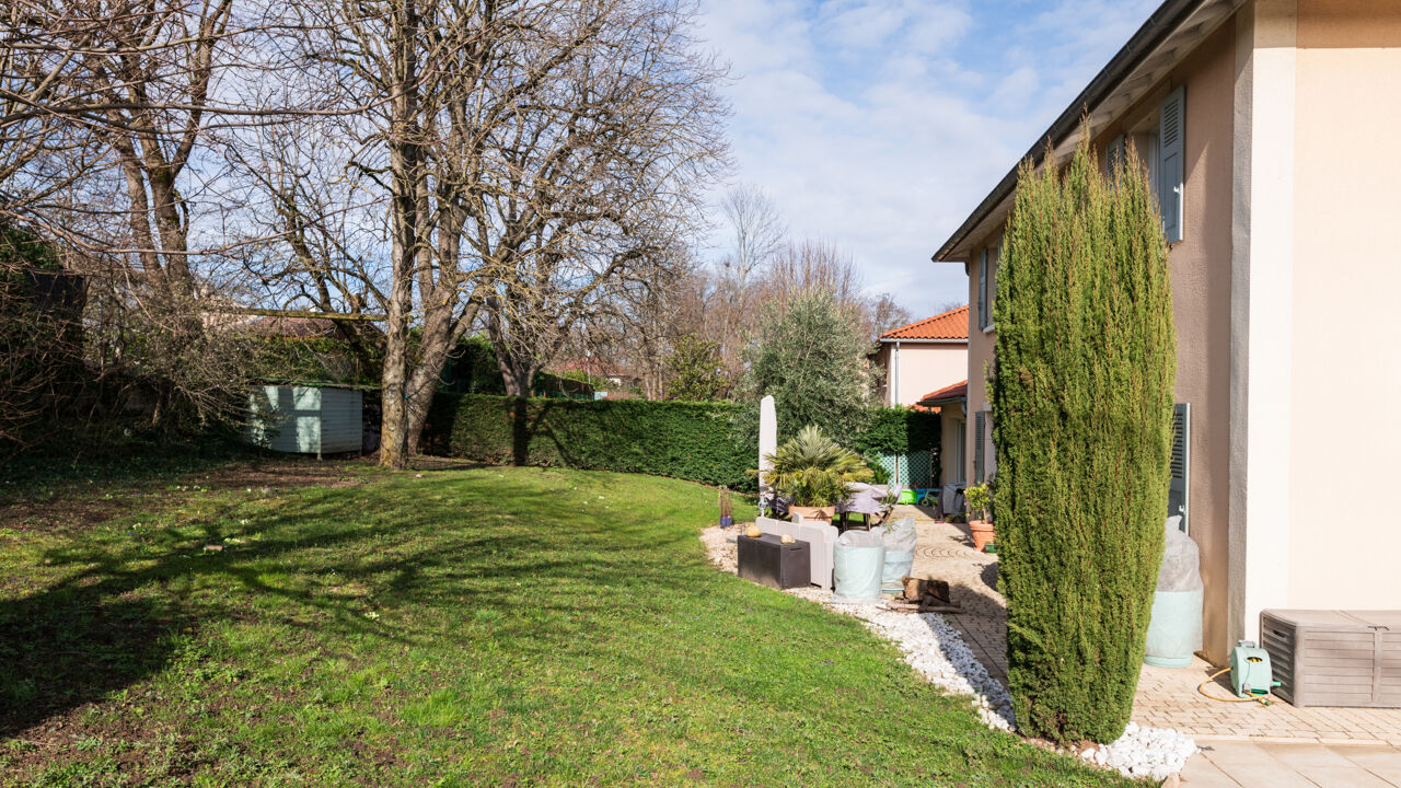 maison 7 pièces 208 m2 à vendre à Sainte-Foy-Lès-Lyon (69110)