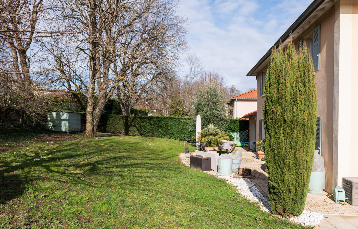 maison 7 pièces 208 m2 à vendre à Sainte-Foy-Lès-Lyon (69110)