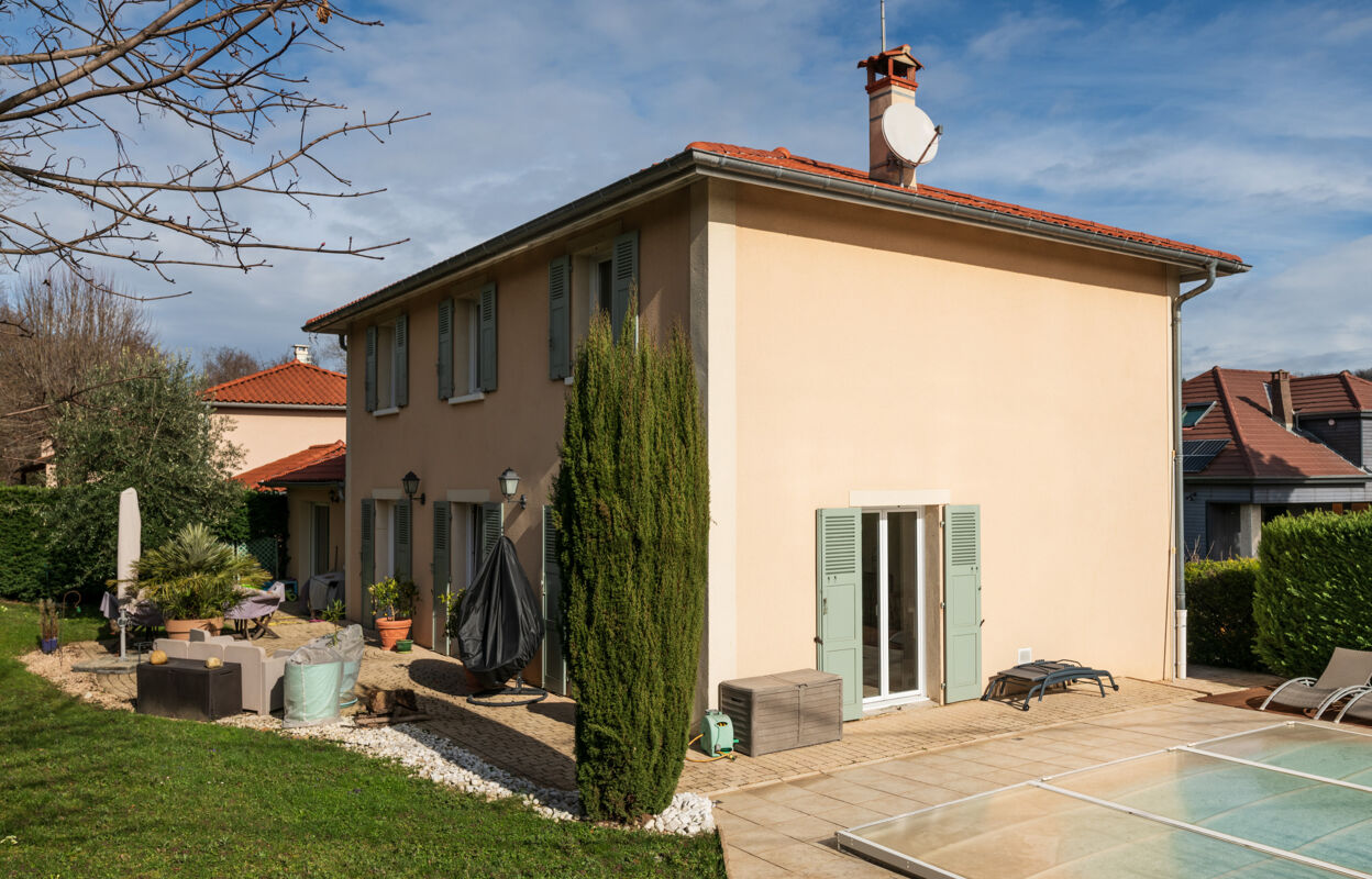 maison 7 pièces 208 m2 à vendre à Sainte-Foy-Lès-Lyon (69110)