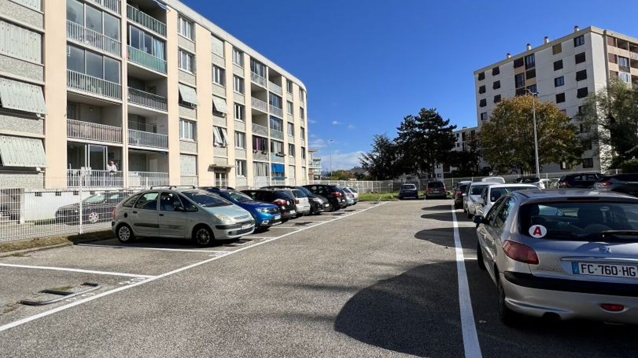 appartement 3 pièces 69 m2 à vendre à Bourg-Lès-Valence (26500)
