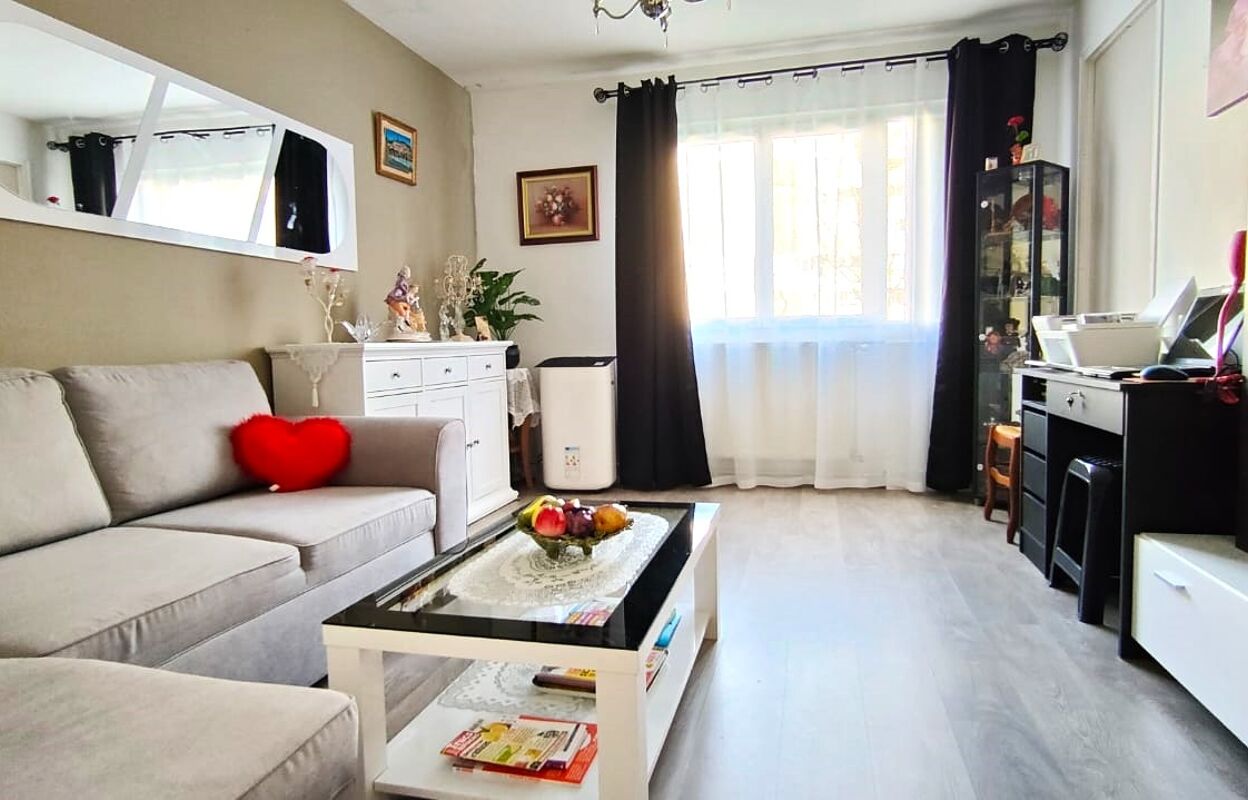 appartement 4 pièces 75 m2 à vendre à Saint-Priest (69800)