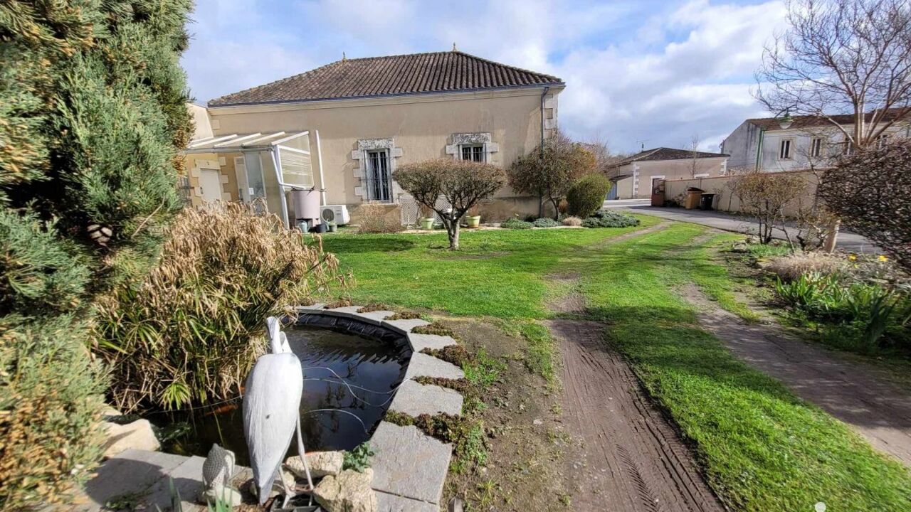 maison 5 pièces 125 m2 à vendre à Saint-Aubin-de-Blaye (33820)