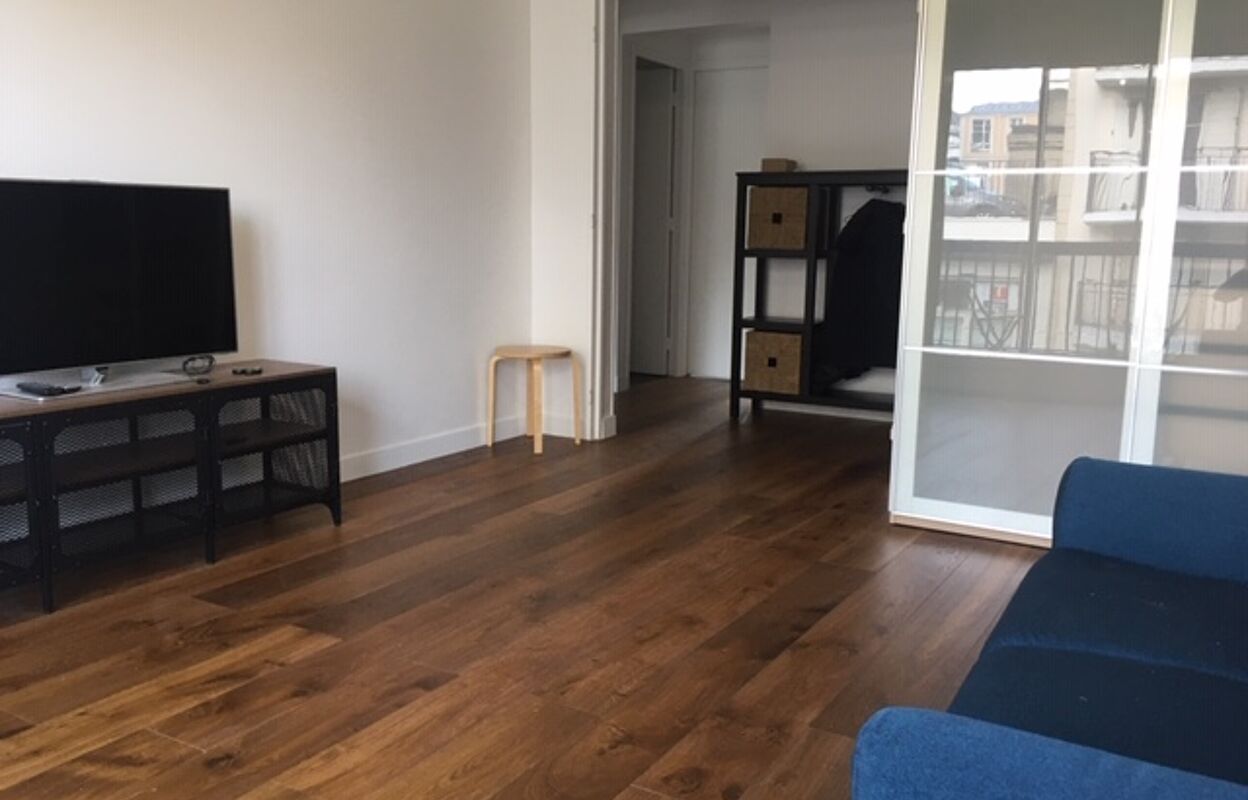 appartement 2 pièces 43 m2 à louer à Clamart (92140)