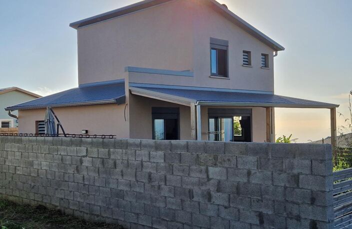 MAISON A VENDRE ST-PAUL (LE GUILLAUME) ILE DE LA REUNION — photo 2