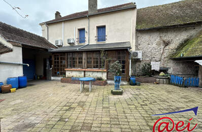 Superbe maison en pierre type 6 + dépendances garage sur 350 m? — photo du bien