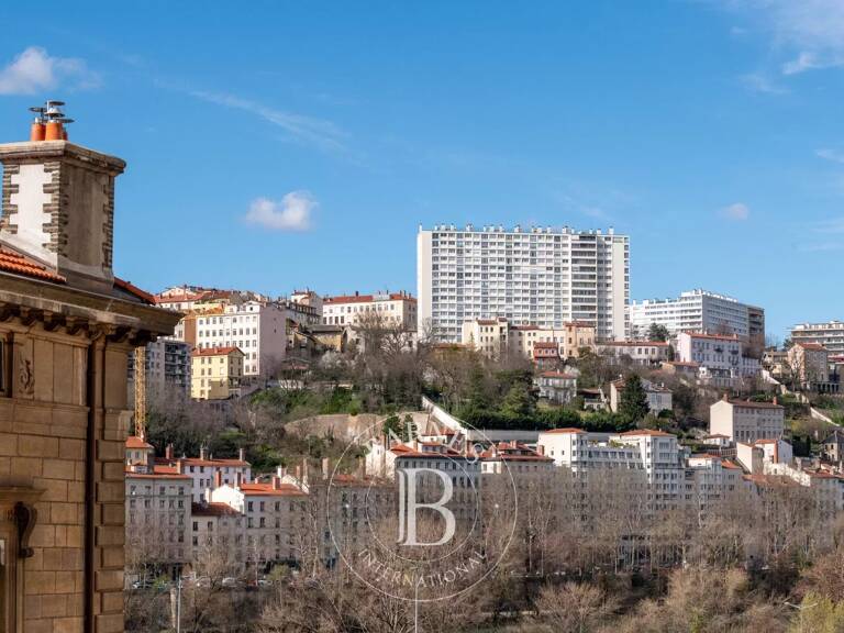 Lyon 6 - Puvis de Chavanne - Appartement de 74,51m² - 2 chambres - Cave - Grenier — photo 1