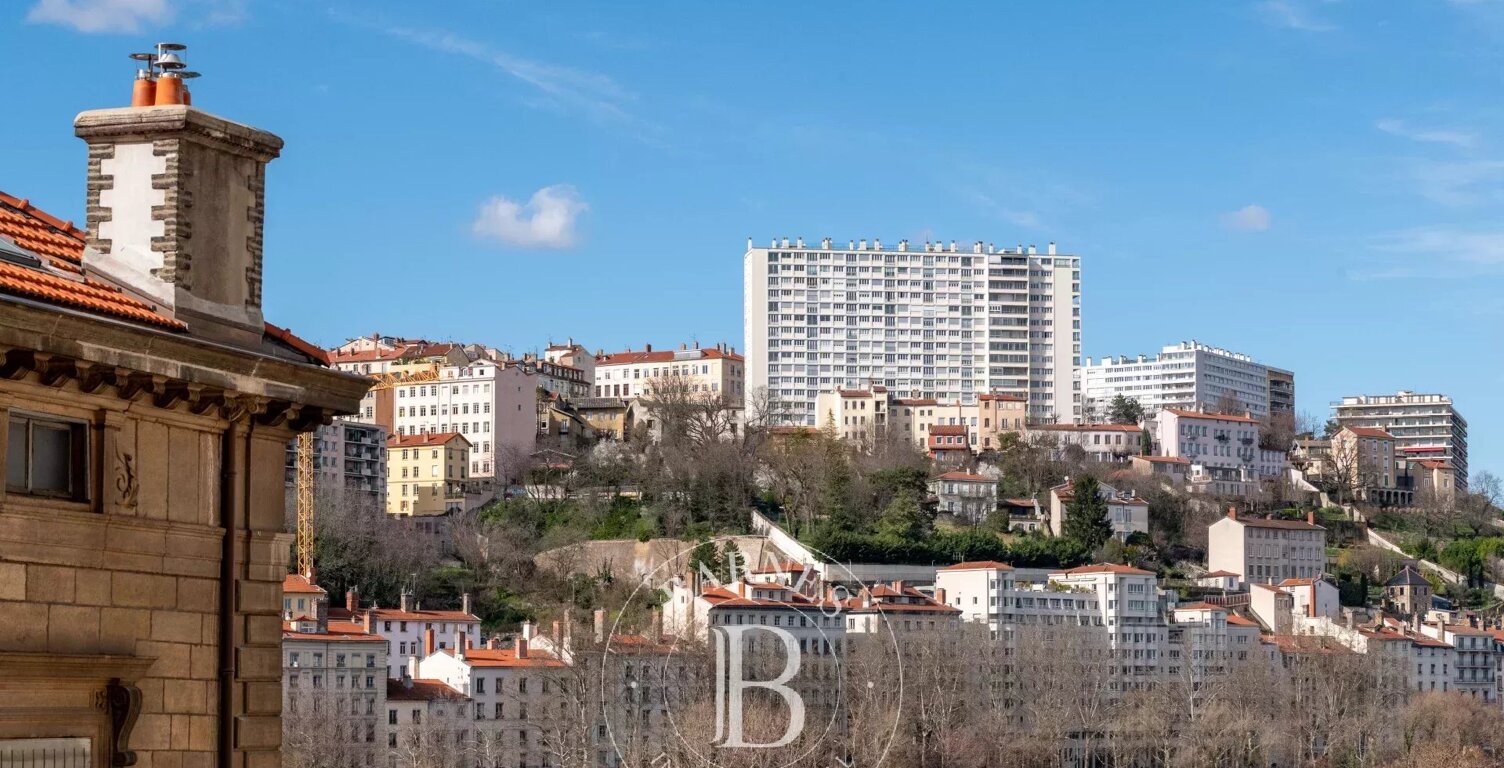 Lyon 6 - Puvis de Chavanne - Appartement de 74,51m² - 2 chambres - Cave - Grenier — photo 1